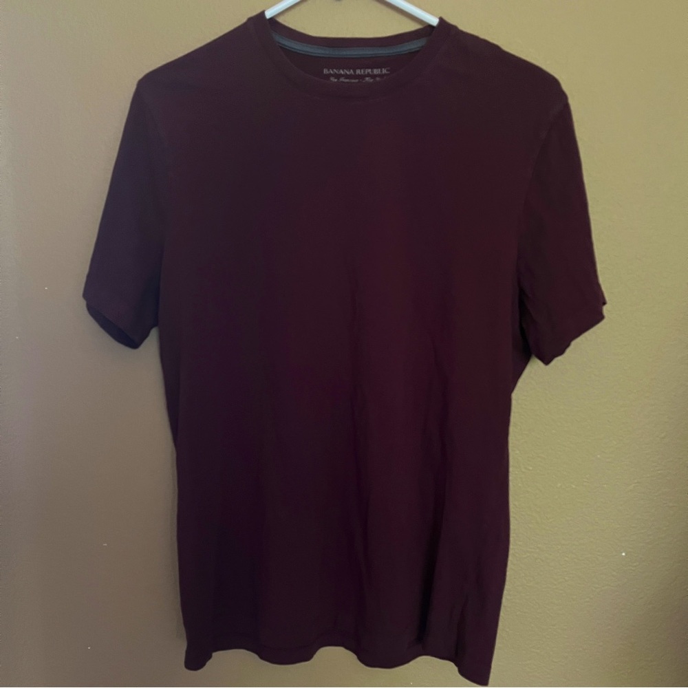 BANANA REPUBLIC MEN T-SHIRT